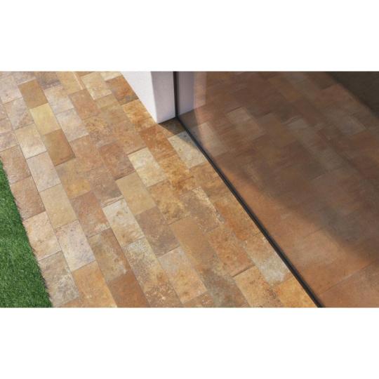 tehlovy efekt stena oranzova cotto terasa mala kuchyna obyvacka kupelna rustikalny gres podlahova dlazdica 15x30 mala cervena mediteransky obklady lameridiana dizajn interieru.jpg